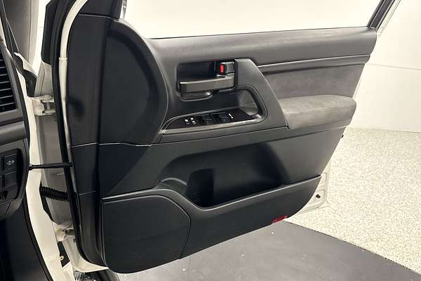 2020 Toyota Landcruiser GXL VDJ200R