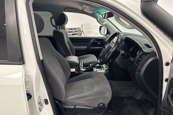 2020 Toyota Landcruiser GXL VDJ200R