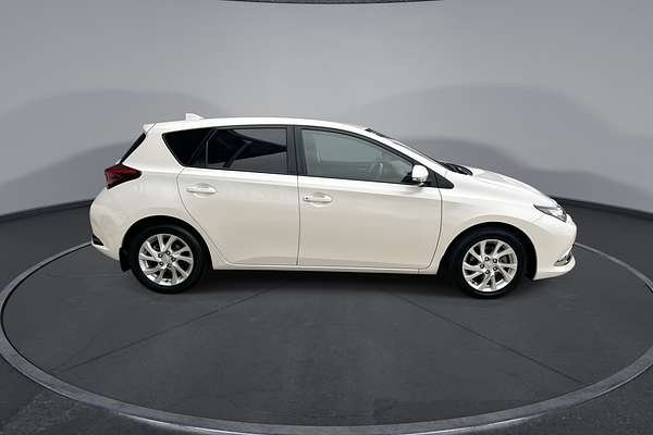 2016 Toyota Corolla Ascent Sport ZRE182R