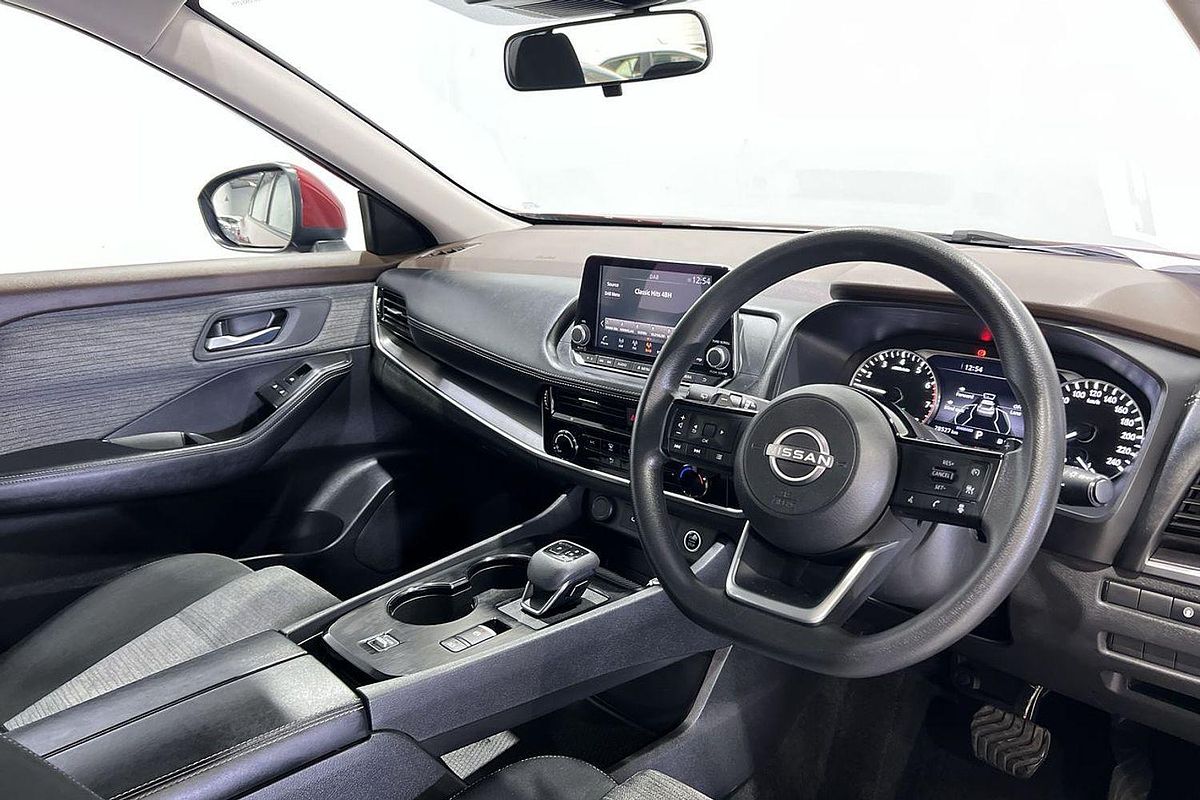 2023 Nissan X-TRAIL ST T33