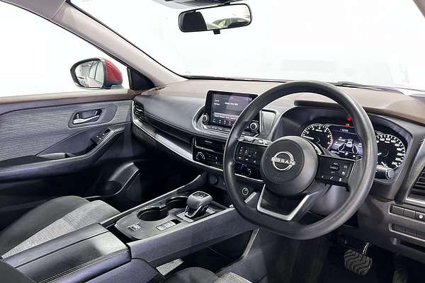 2023 Nissan X-TRAIL ST T33