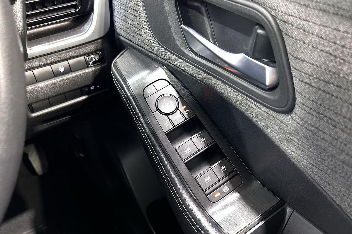 2023 Nissan X-TRAIL ST T33