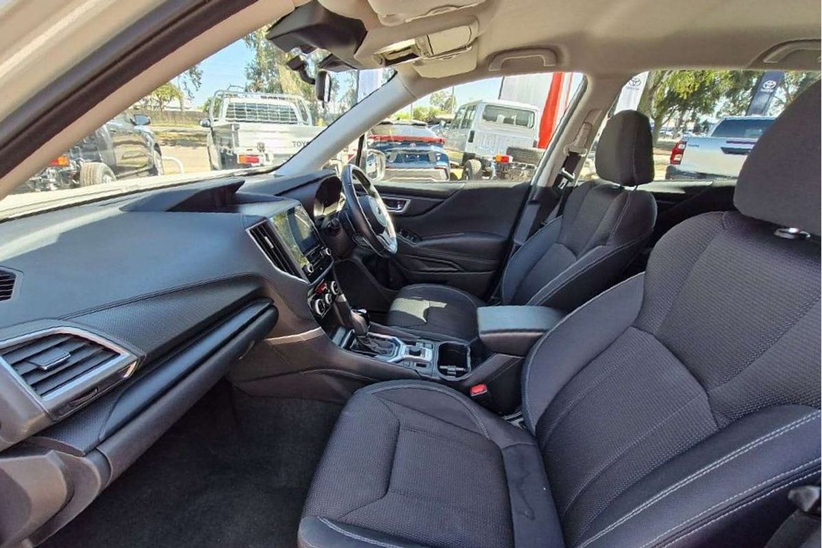 2023 Subaru Forester 2.5i S5