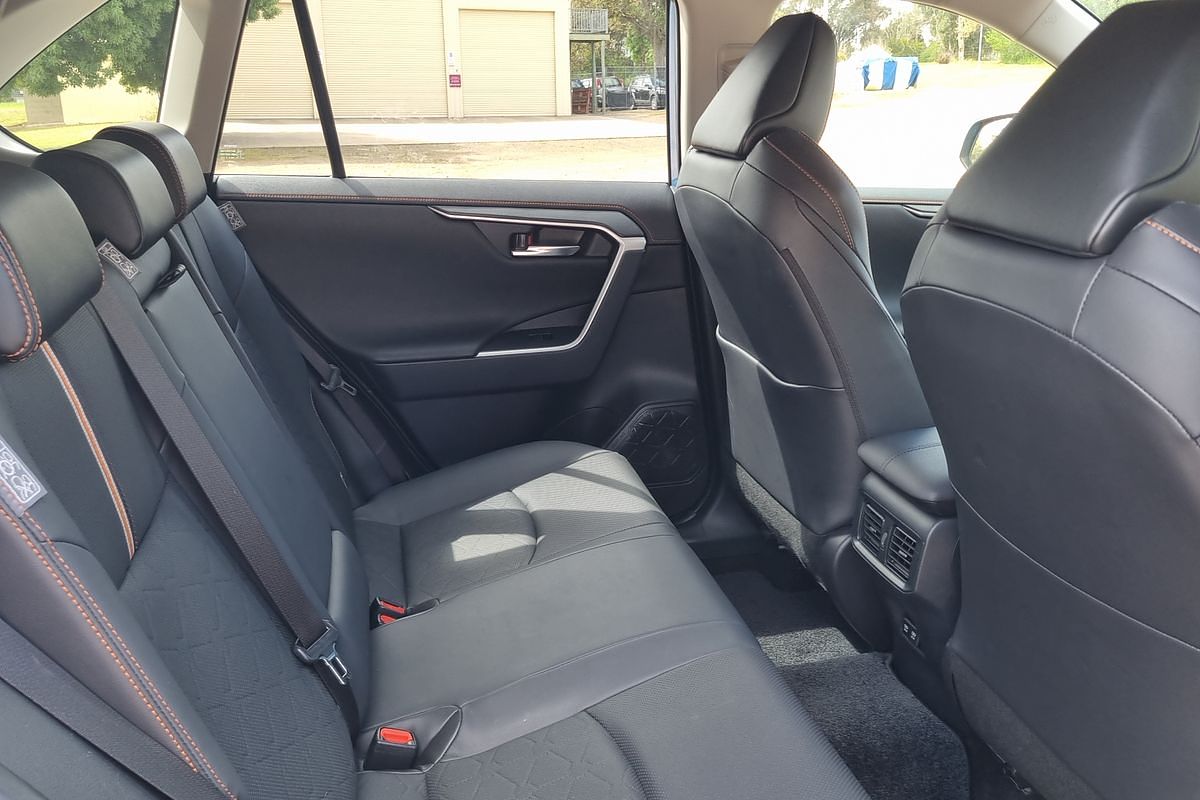 2021 Toyota RAV4 Edge AXAH54R