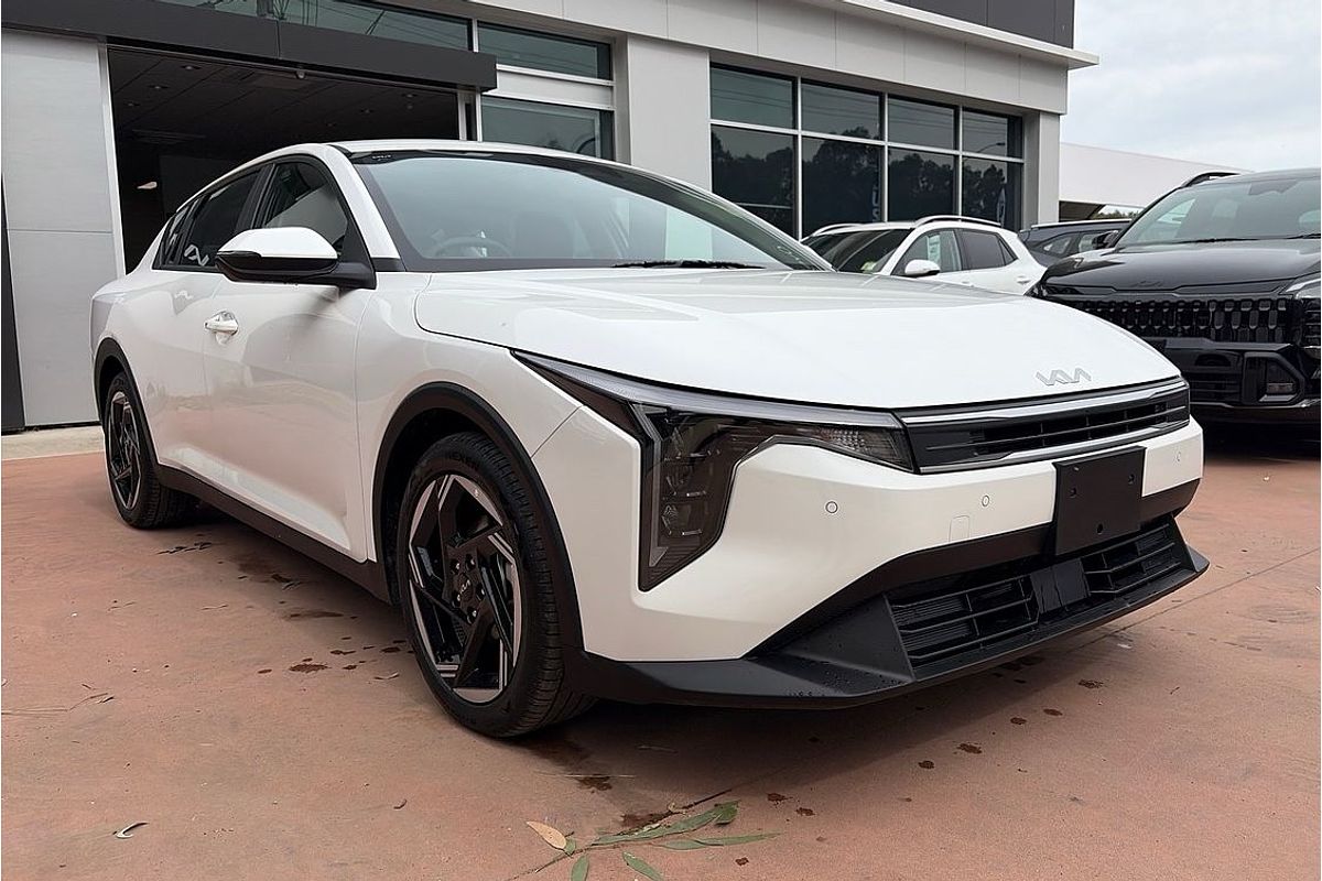 2025 Kia K4 Sport CL4m