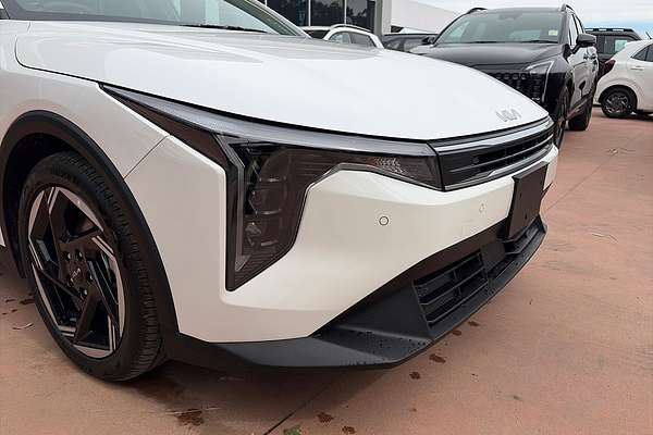 2025 Kia K4 Sport CL4m