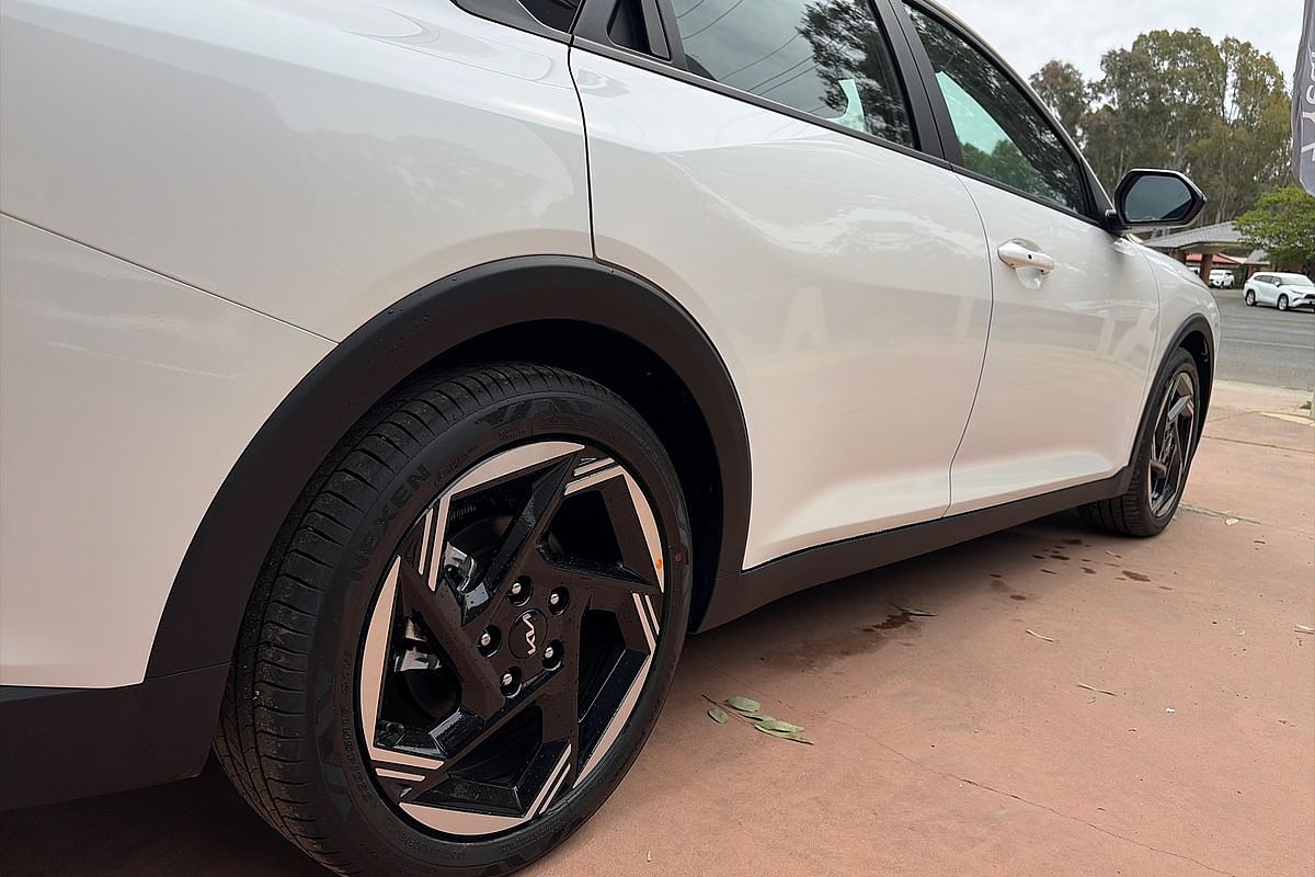 2025 Kia K4 Sport CL4m