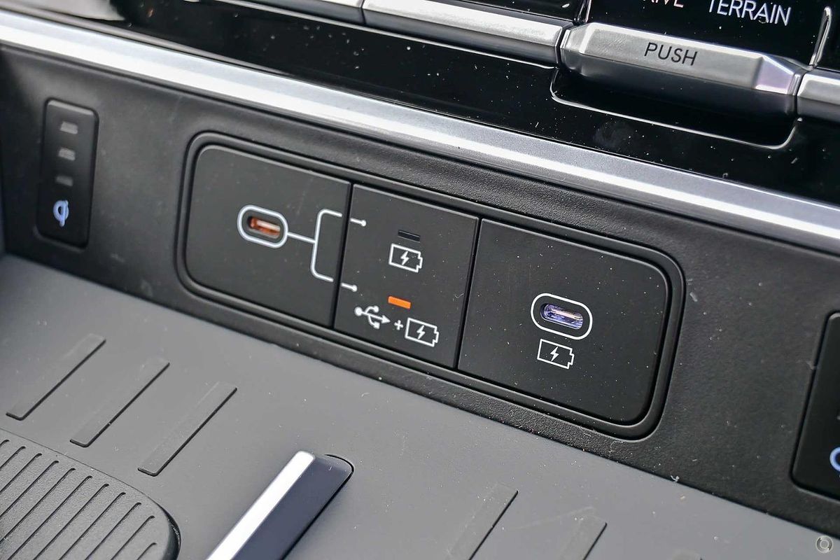 2025 Hyundai Santa Fe Hybrid Elite MX5.V2