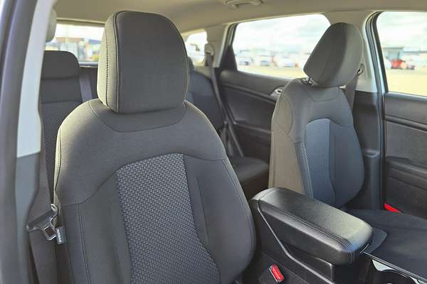 2022 Kia Sportage S NQ5