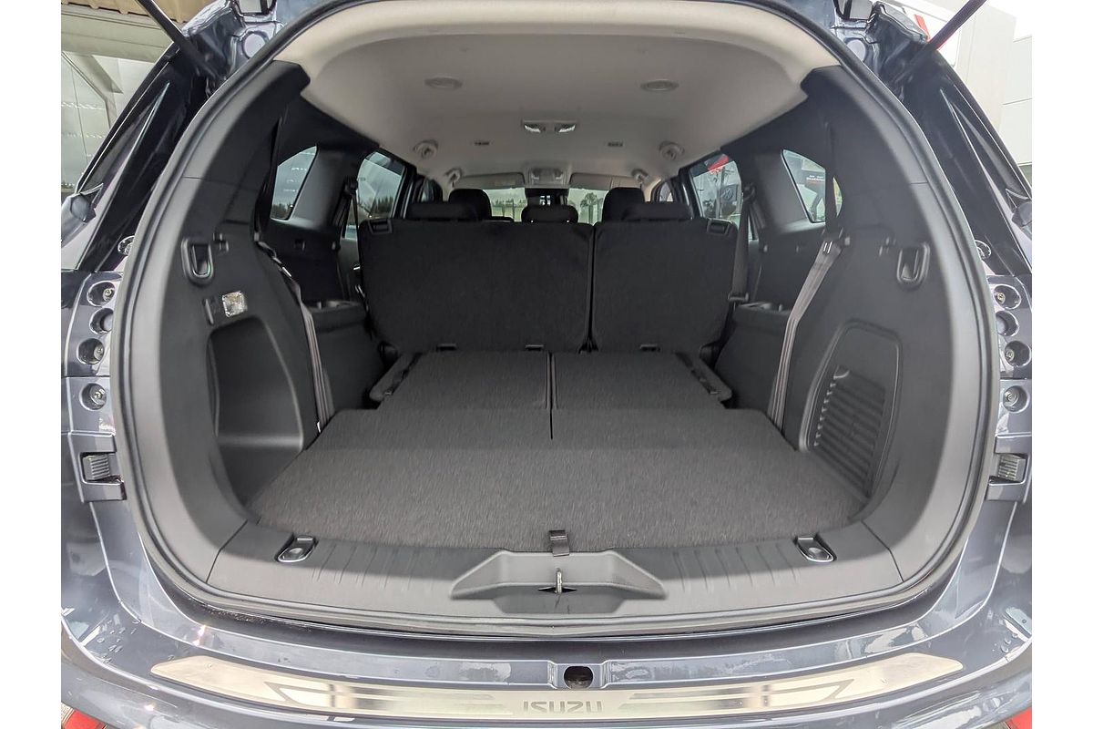 2025 Isuzu MU-X LS-M