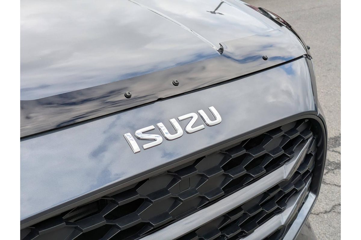 2025 Isuzu MU-X LS-M