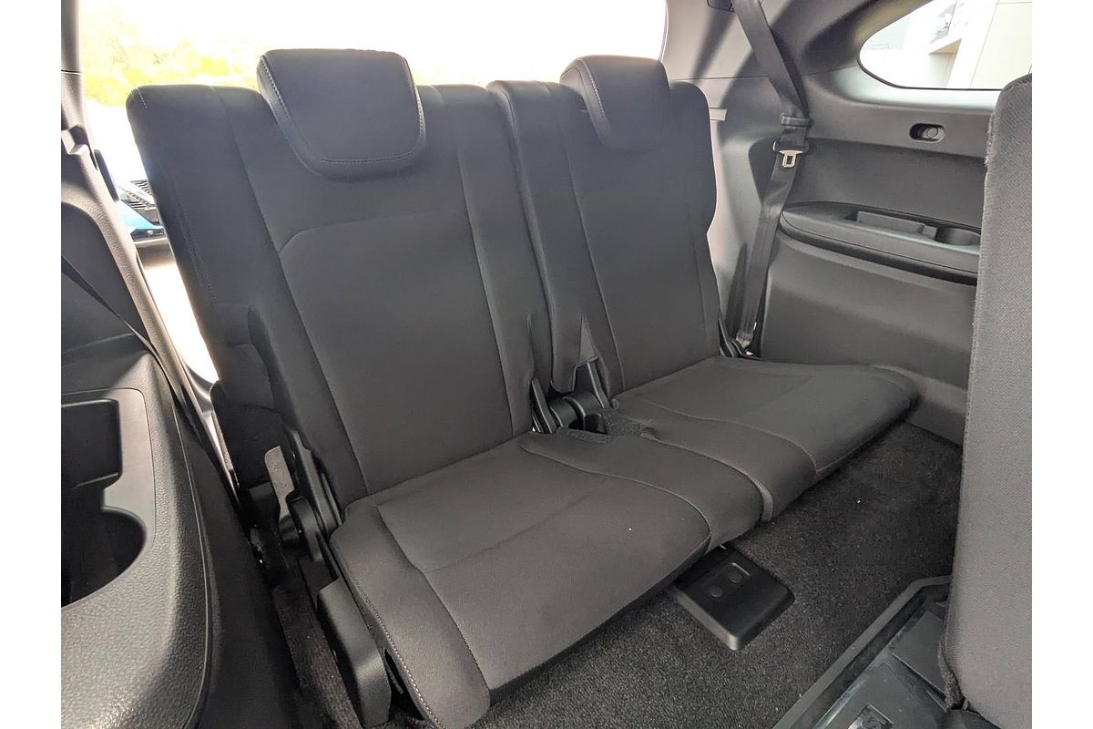 2025 Isuzu MU-X LS-M