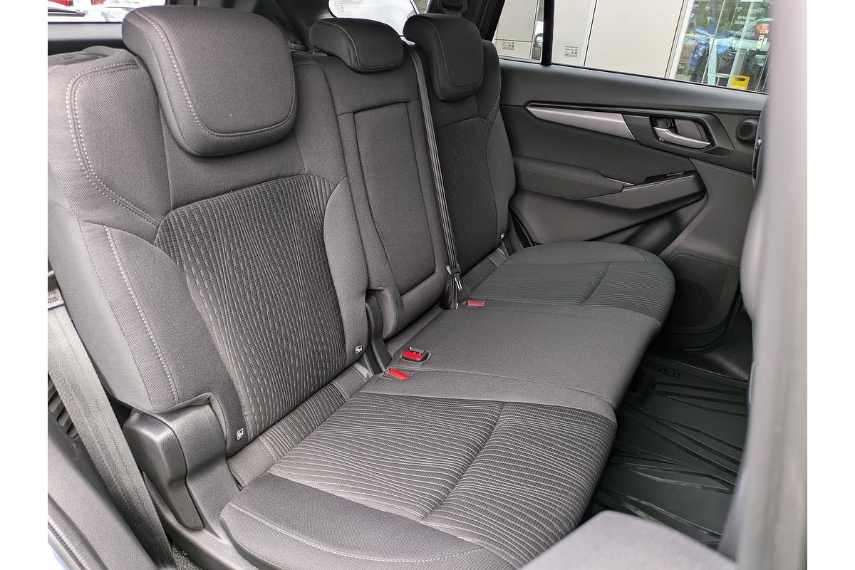 2025 Isuzu MU-X LS-M