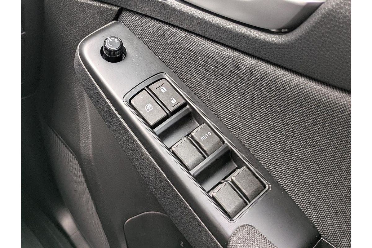 2025 Isuzu MU-X LS-M