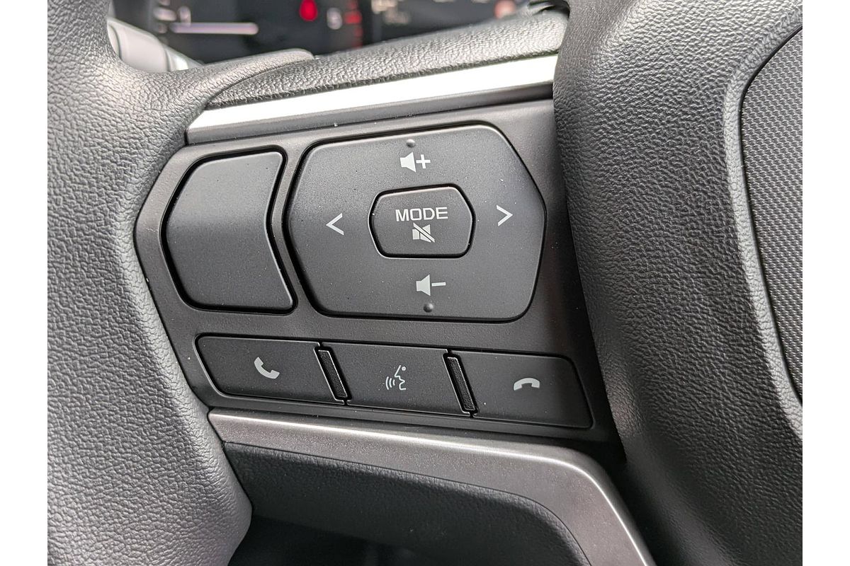 2025 Isuzu MU-X LS-M