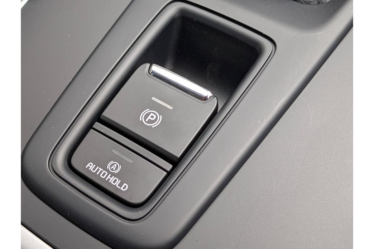 2025 Isuzu MU-X LS-M