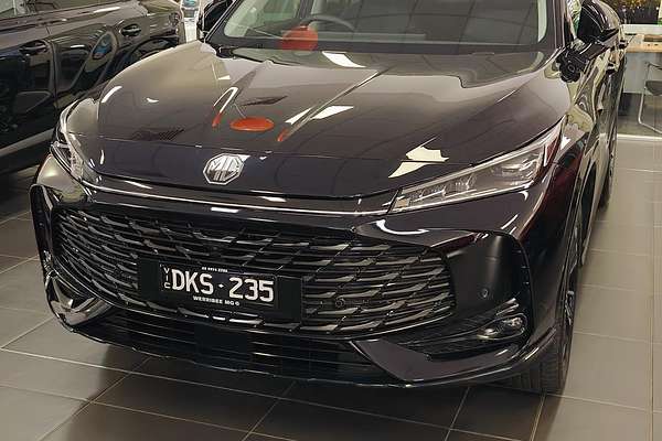 2025 MG HS Essence AS33