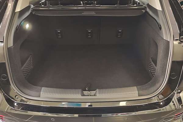 2025 MG HS Essence AS33