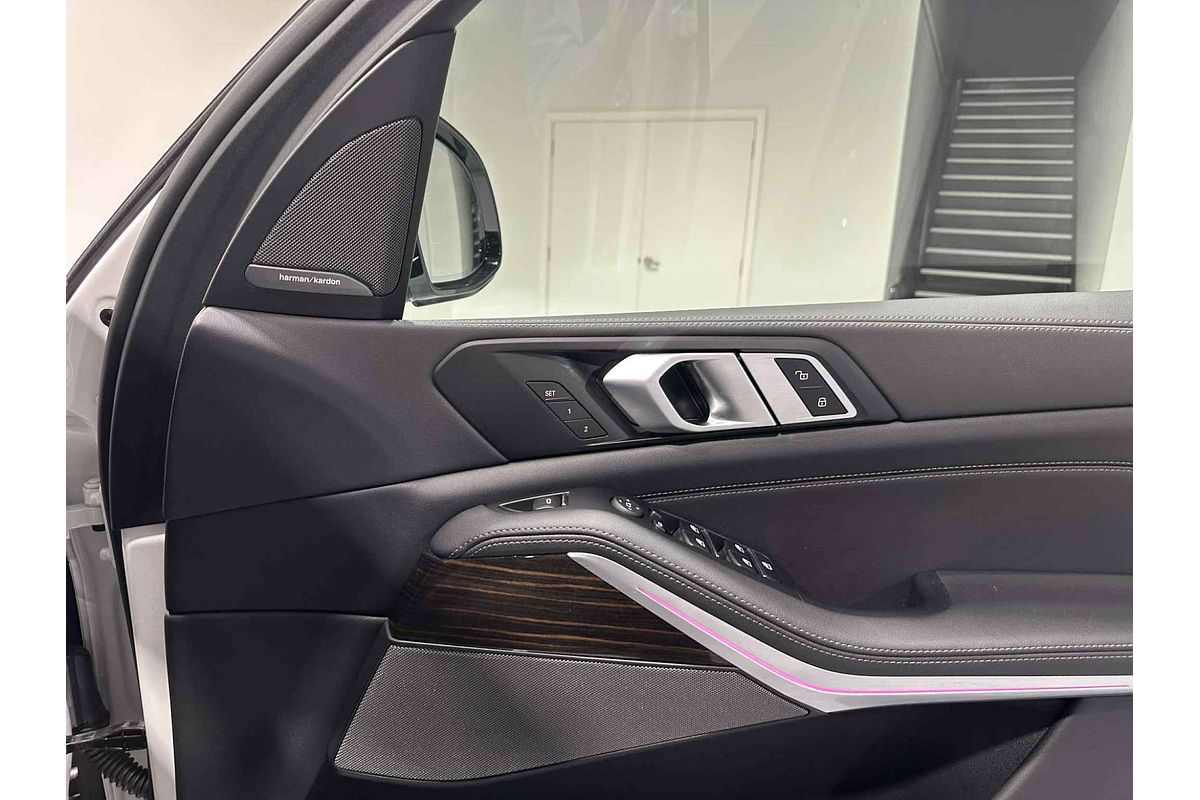 2025 BMW X5 xDrive30d M Sport G05 LCI