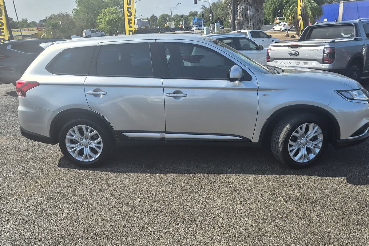 2021 Mitsubishi Outlander ES ZL