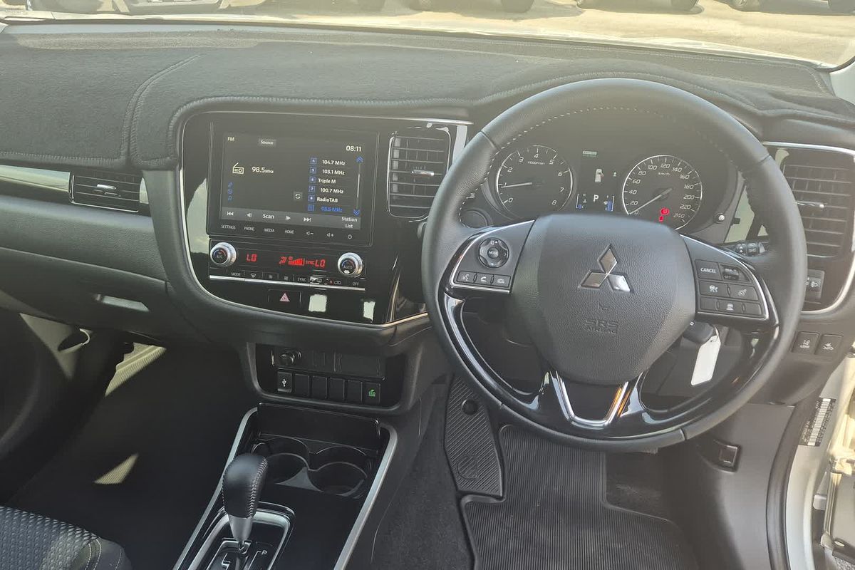 2021 Mitsubishi Outlander ES ZL