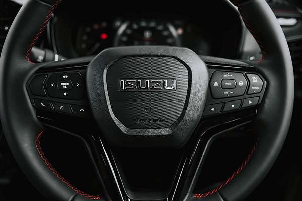 2025 Isuzu D-MAX X-TERRAIN  4X4