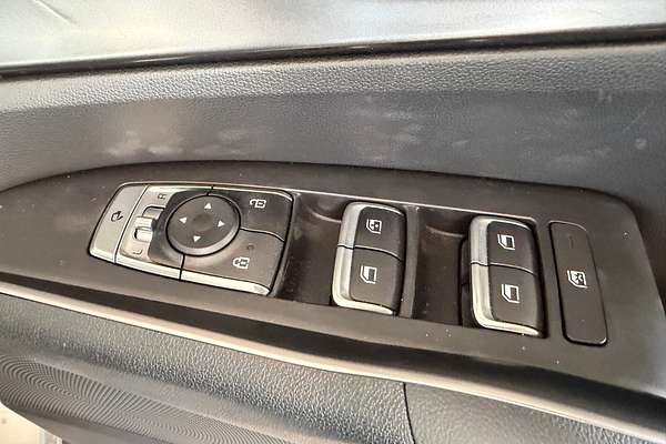 2022 Kia Sorento S MQ4