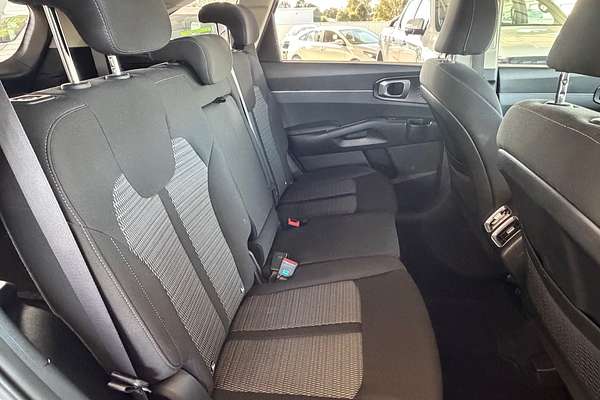 2022 Kia Sorento S MQ4