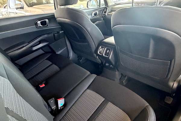 2022 Kia Sorento S MQ4