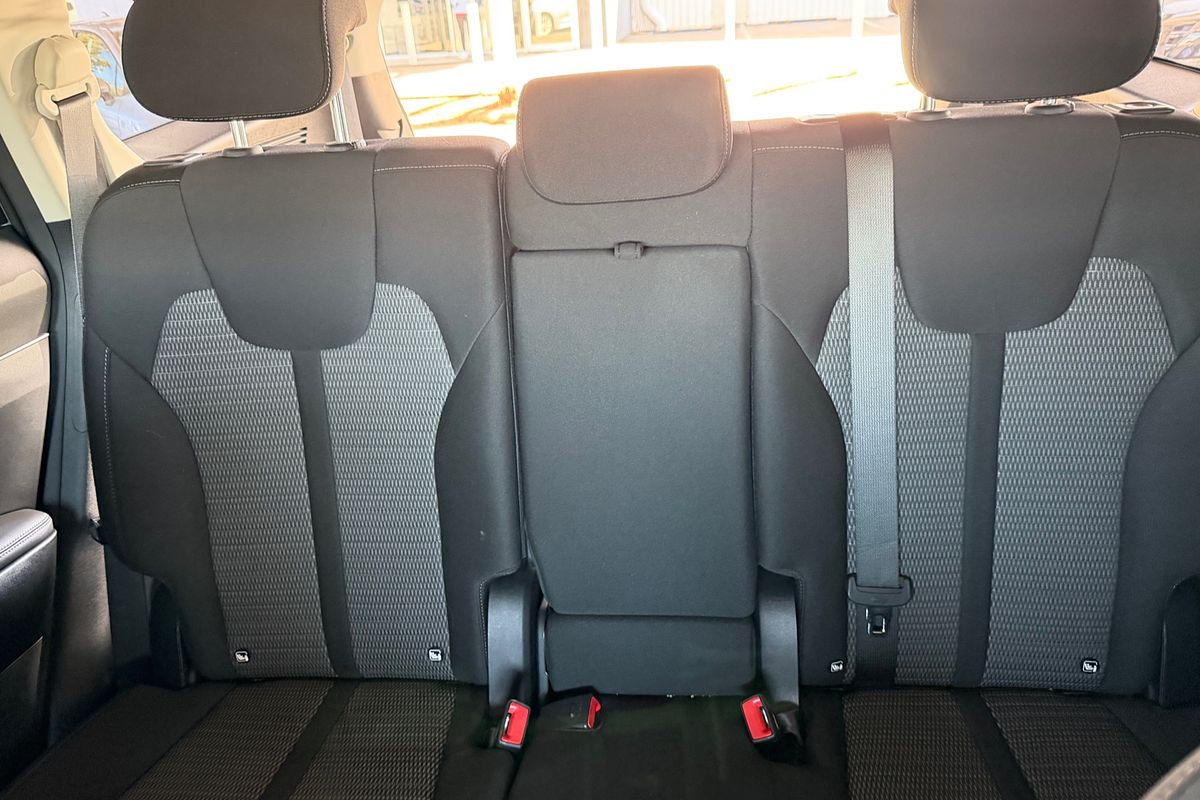 2022 Kia Sorento S MQ4