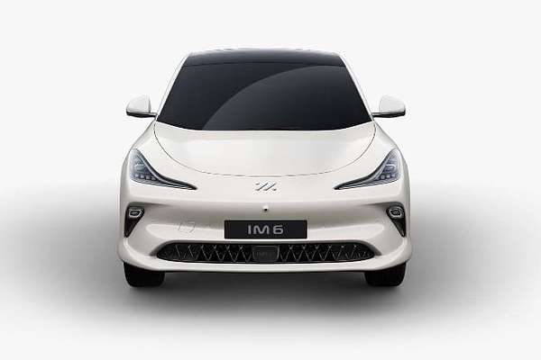 2025 MG IM6 Premium S12L