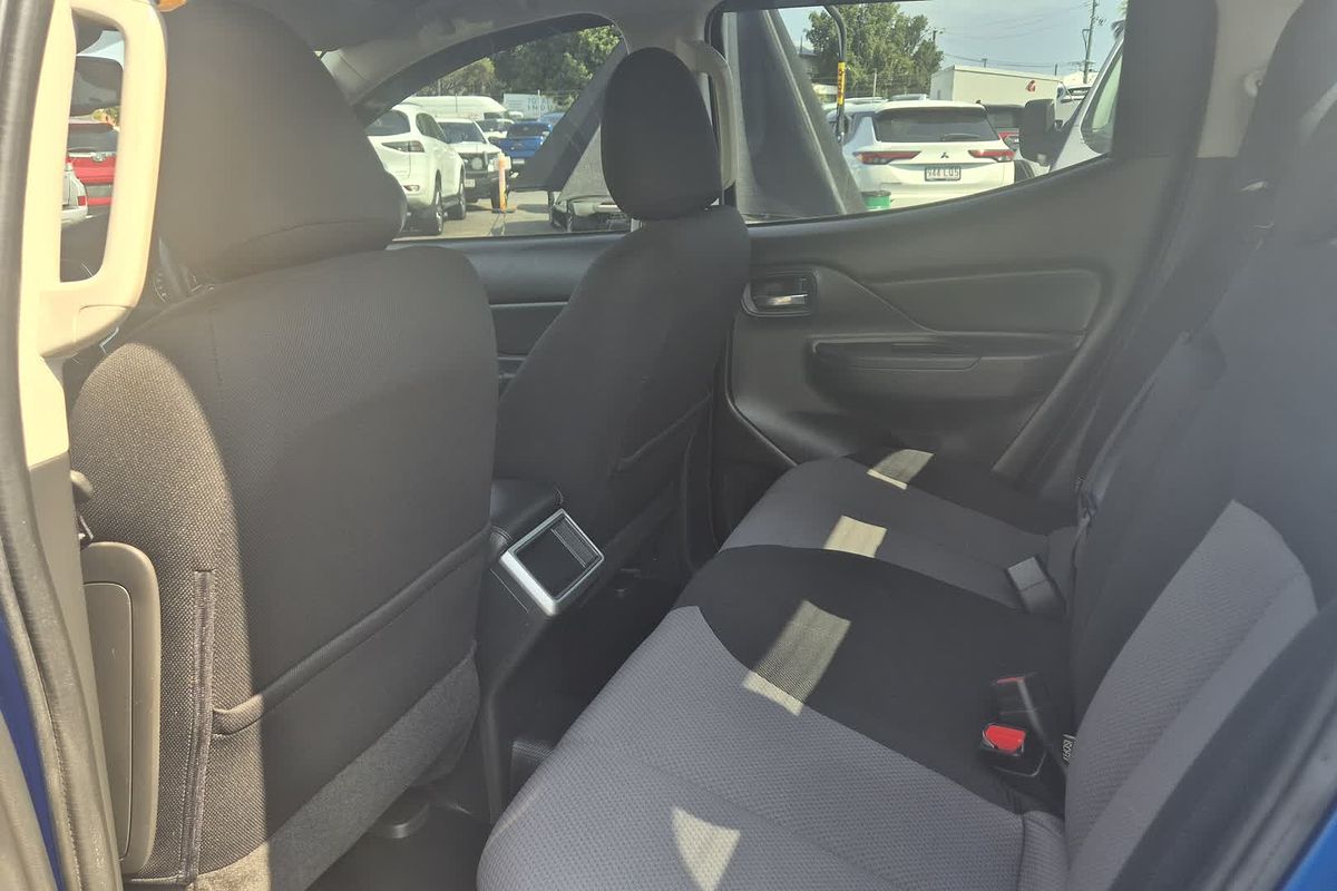 2020 Mitsubishi Triton GLX+ MR 4X4