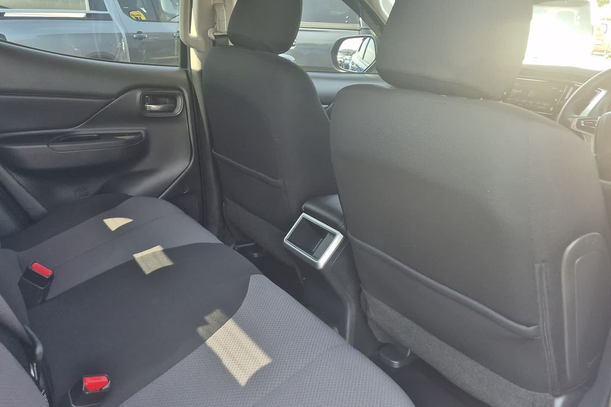 2020 Mitsubishi Triton GLX+ MR 4X4