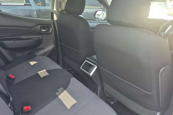 2020 Mitsubishi Triton GLX+ MR 4X4