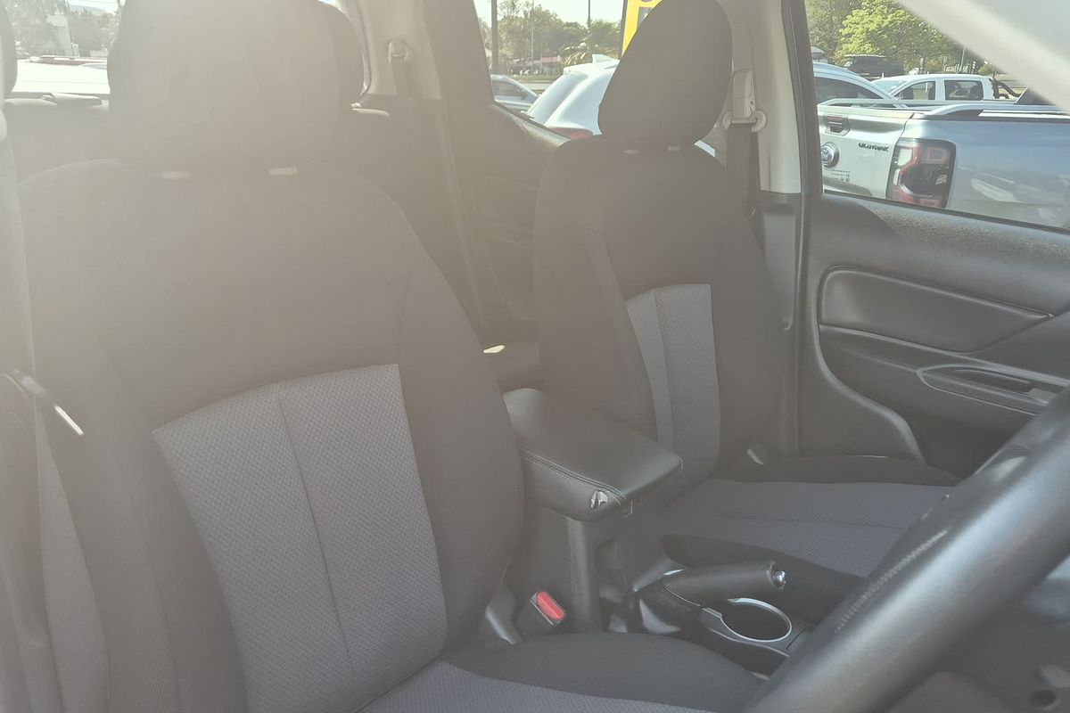 2020 Mitsubishi Triton GLX+ MR 4X4