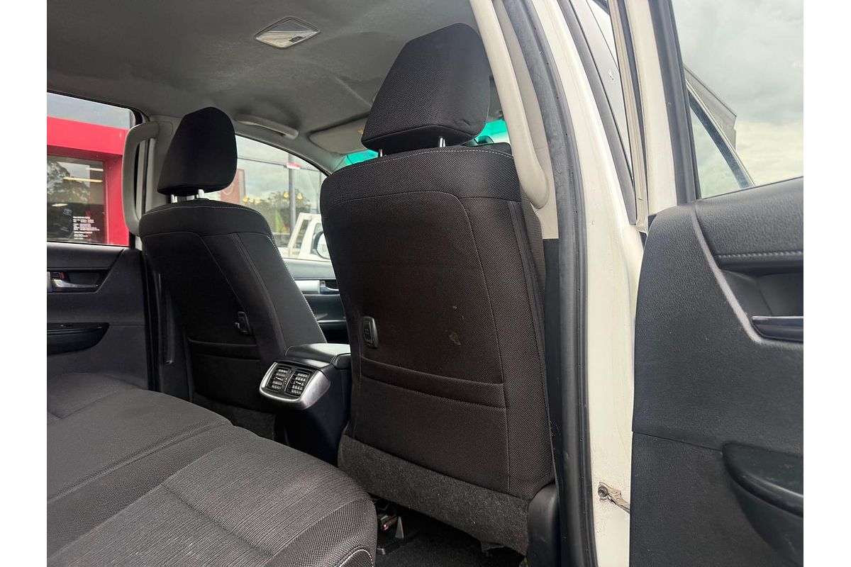 2021 Toyota Hilux SR5 GUN126R 4X4