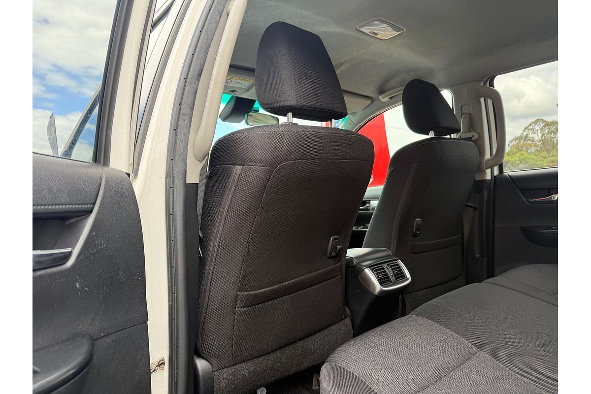 2021 Toyota Hilux SR5 GUN126R 4X4