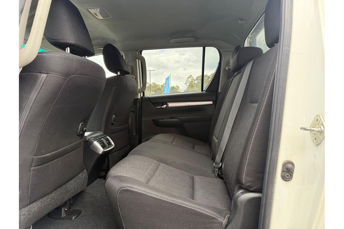 2021 Toyota Hilux SR5 GUN126R 4X4