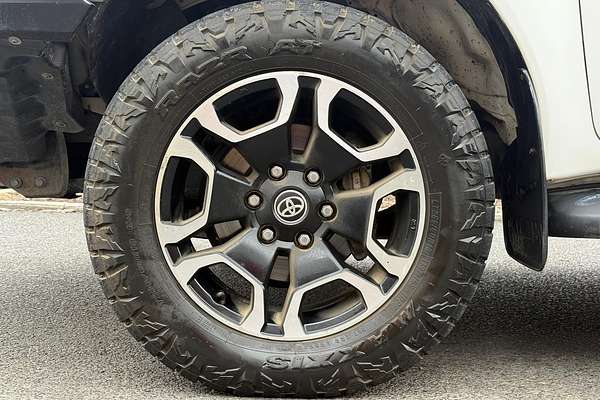 2021 Toyota Hilux SR5 GUN126R 4X4