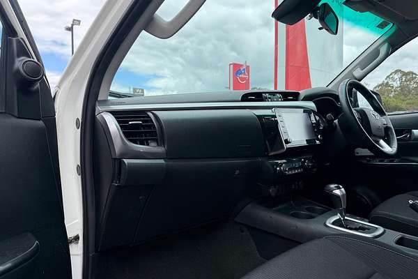 2021 Toyota Hilux SR5 GUN126R 4X4
