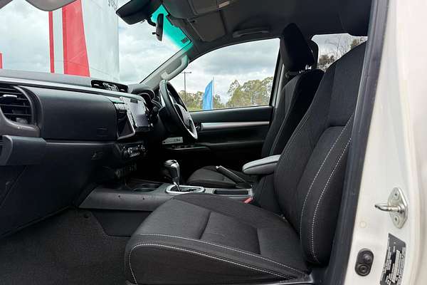 2021 Toyota Hilux SR5 GUN126R 4X4