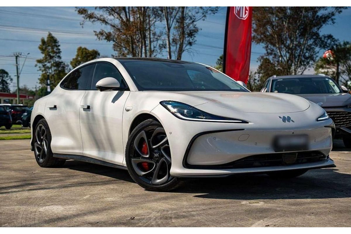 2025 MG IM5 Performance P12L