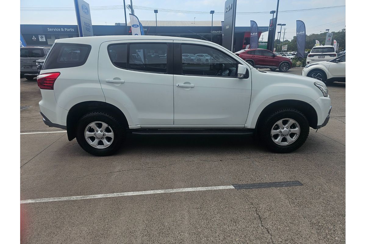 2020 Isuzu MU-X LS-M