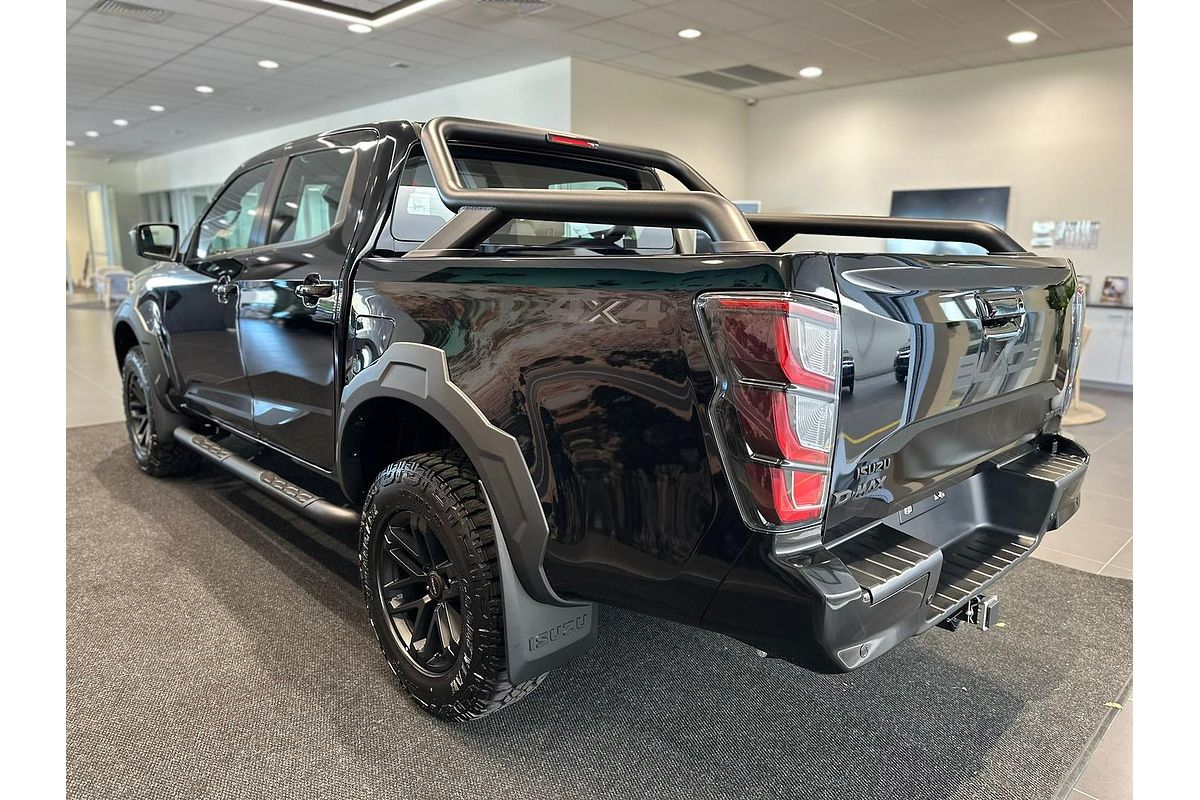 2025 Isuzu D-MAX BLADE 4X4
