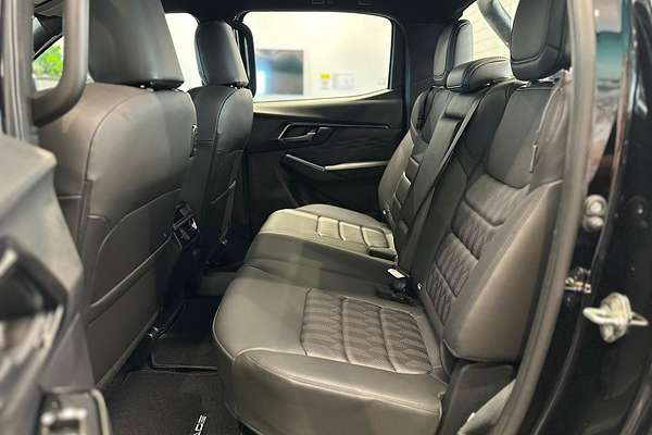 2025 Isuzu D-MAX BLADE 4X4