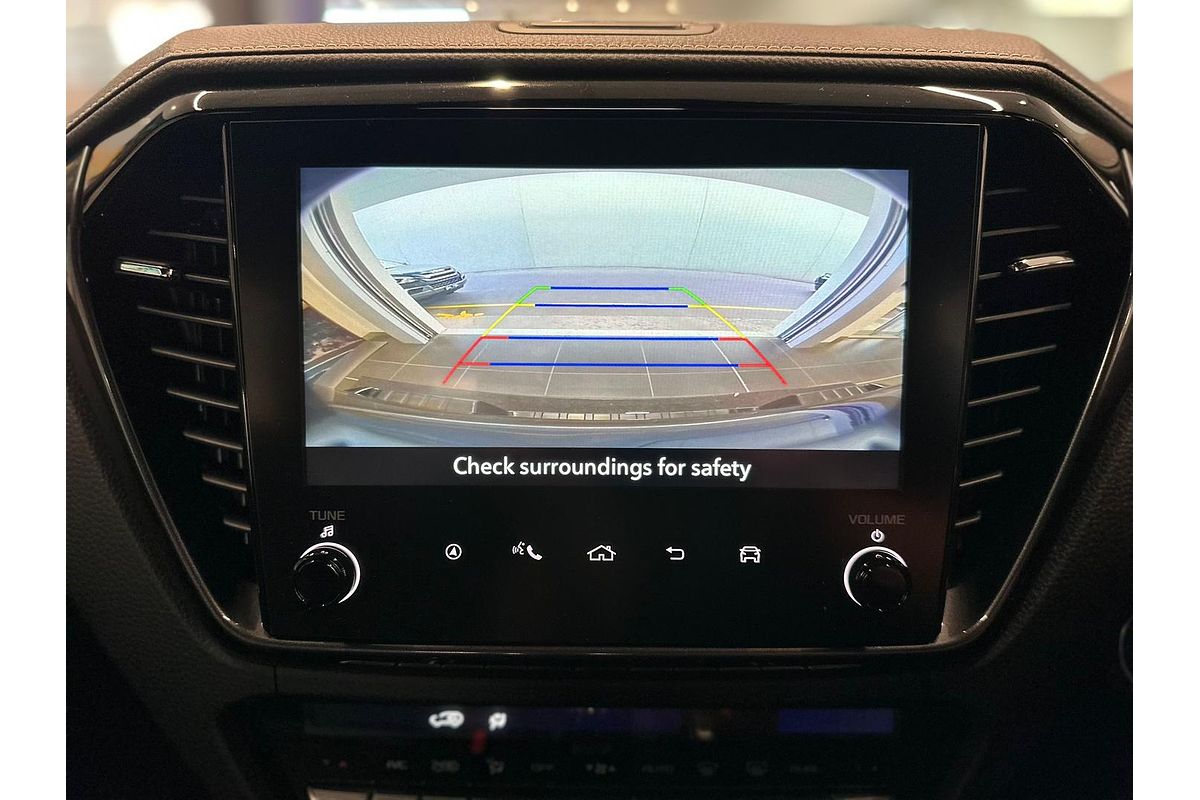 2025 Isuzu D-MAX BLADE 4X4