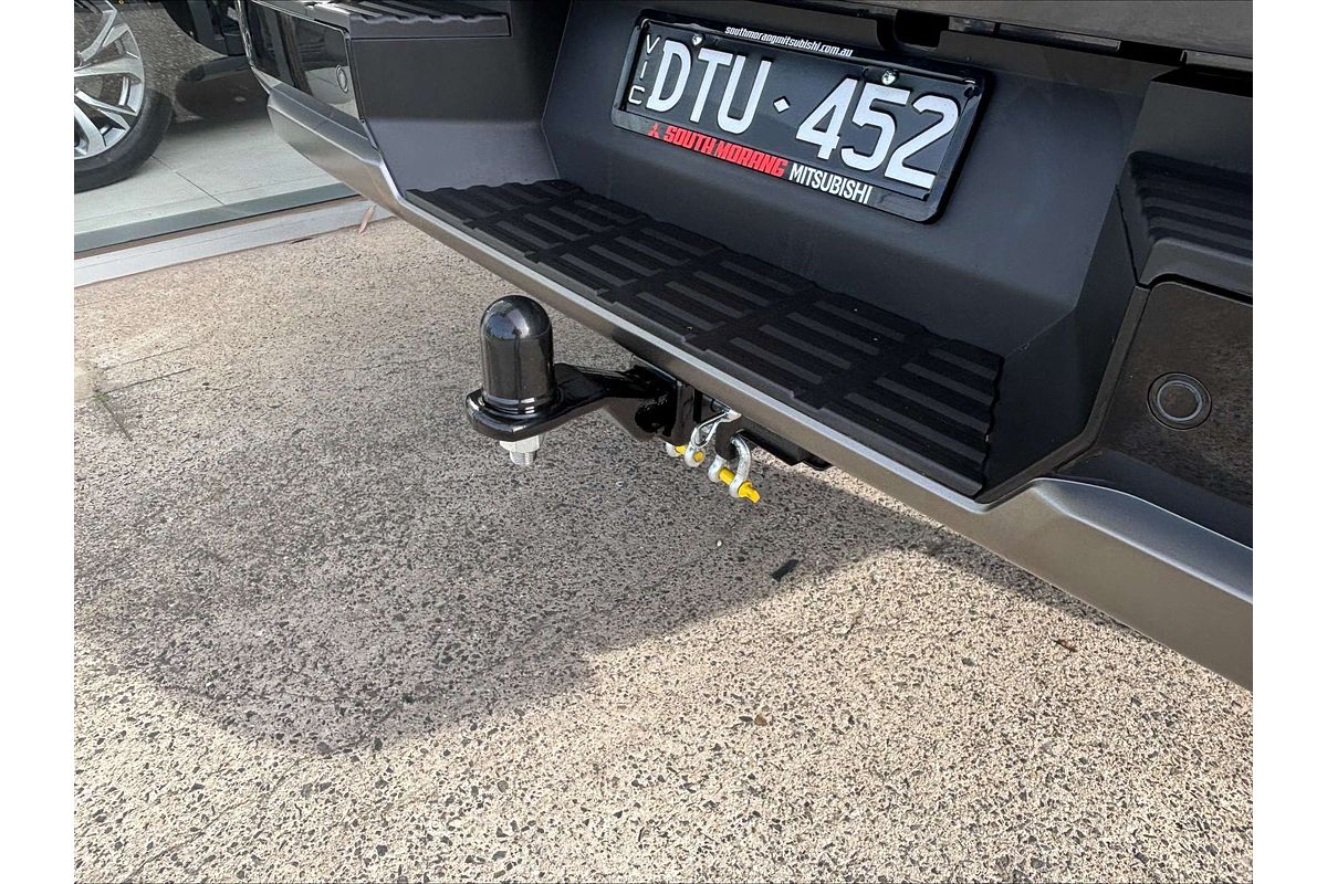 2025 Mitsubishi Triton GSR MV 4X4