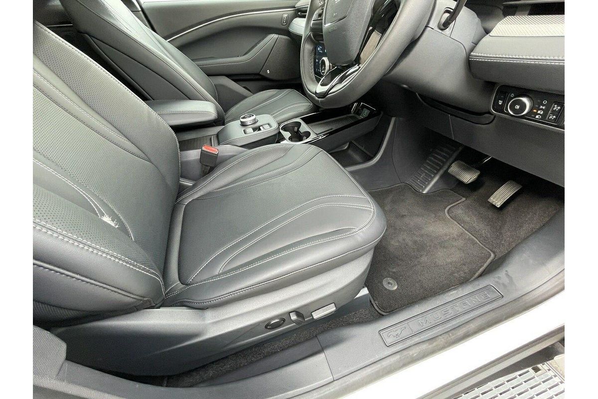 2023 Ford Mustang Mach-E Select