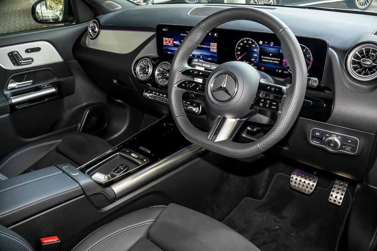 2025 Mercedes-Benz GLA-Class GLA200 H247