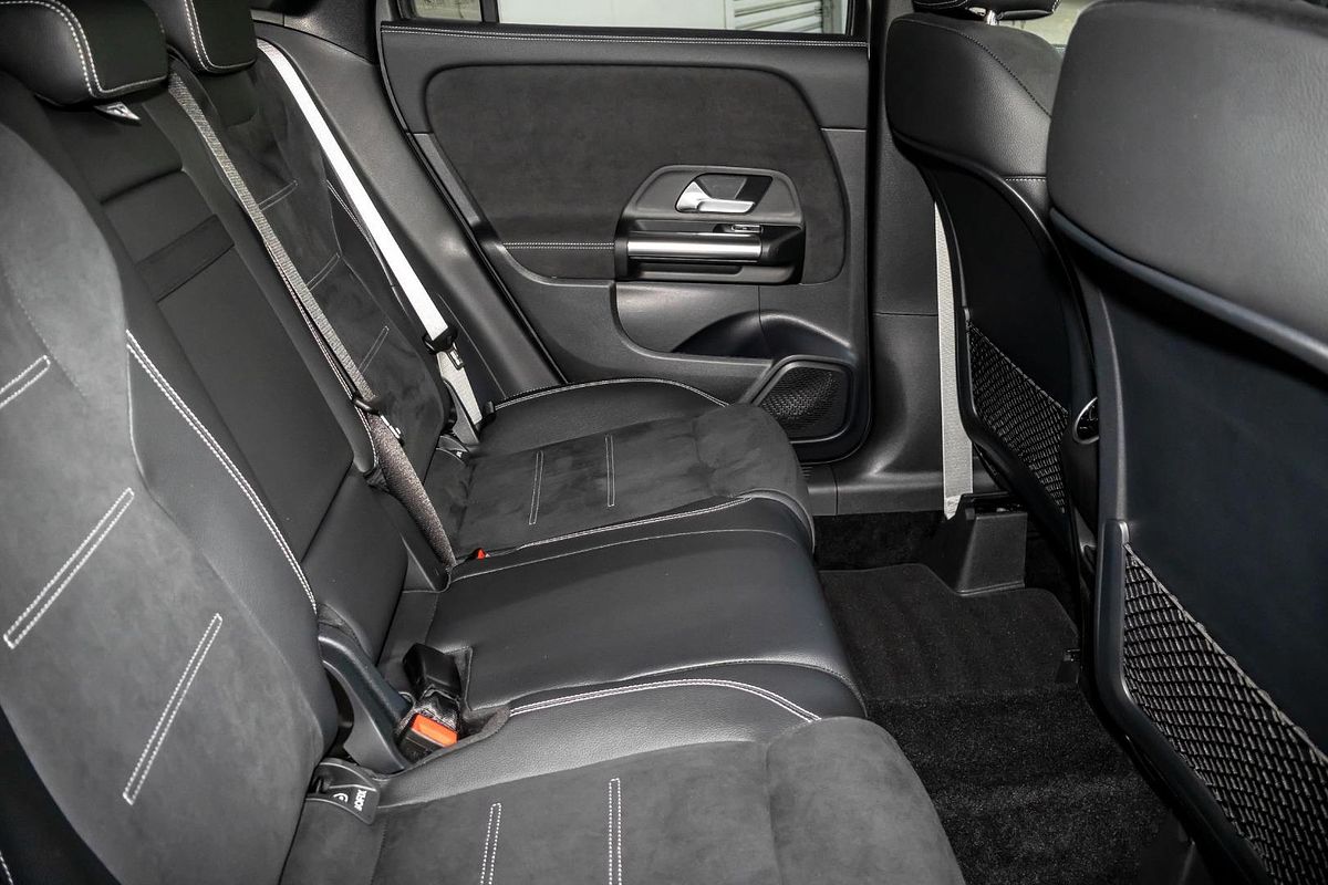 2025 Mercedes-Benz GLA-Class GLA200 H247